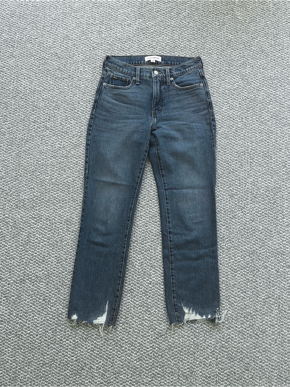 LIKE NEW Lucky Brand Size 2 26 Slim Straight Distressed Hem Ankle Length Jeans